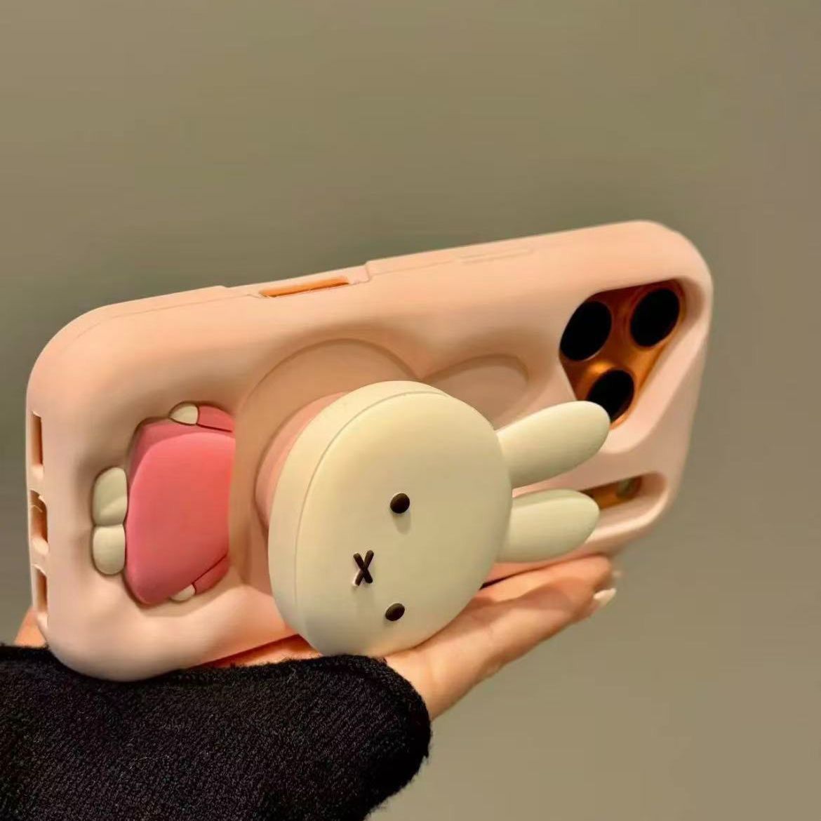 Mobile Tech Accessories - 漫画風3Dミッフィーブラケット付き携帯電話ケース iPhone17 Pro Max対応 携帯電話ケース iPhone